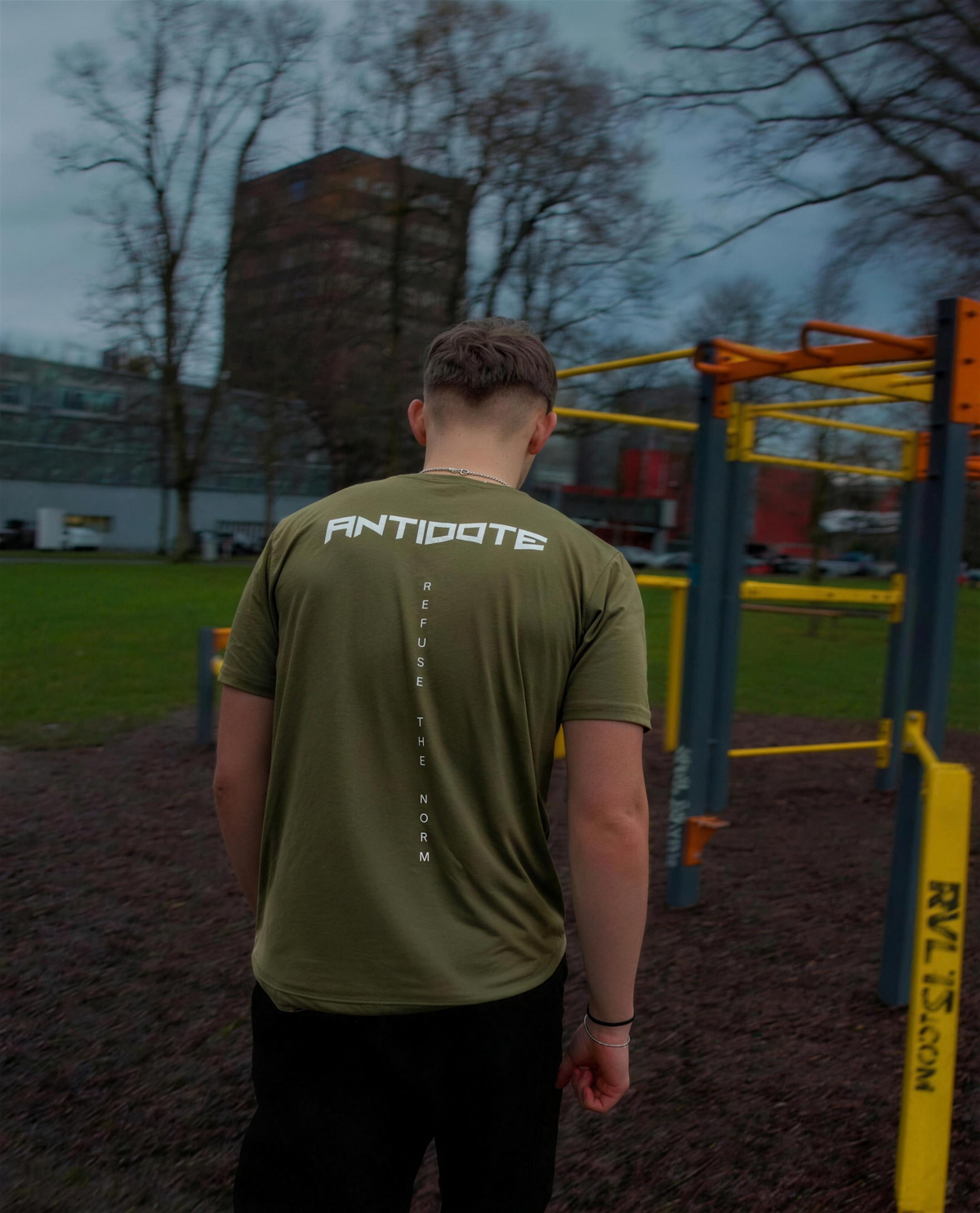 REFUSE THE NORM TEE green