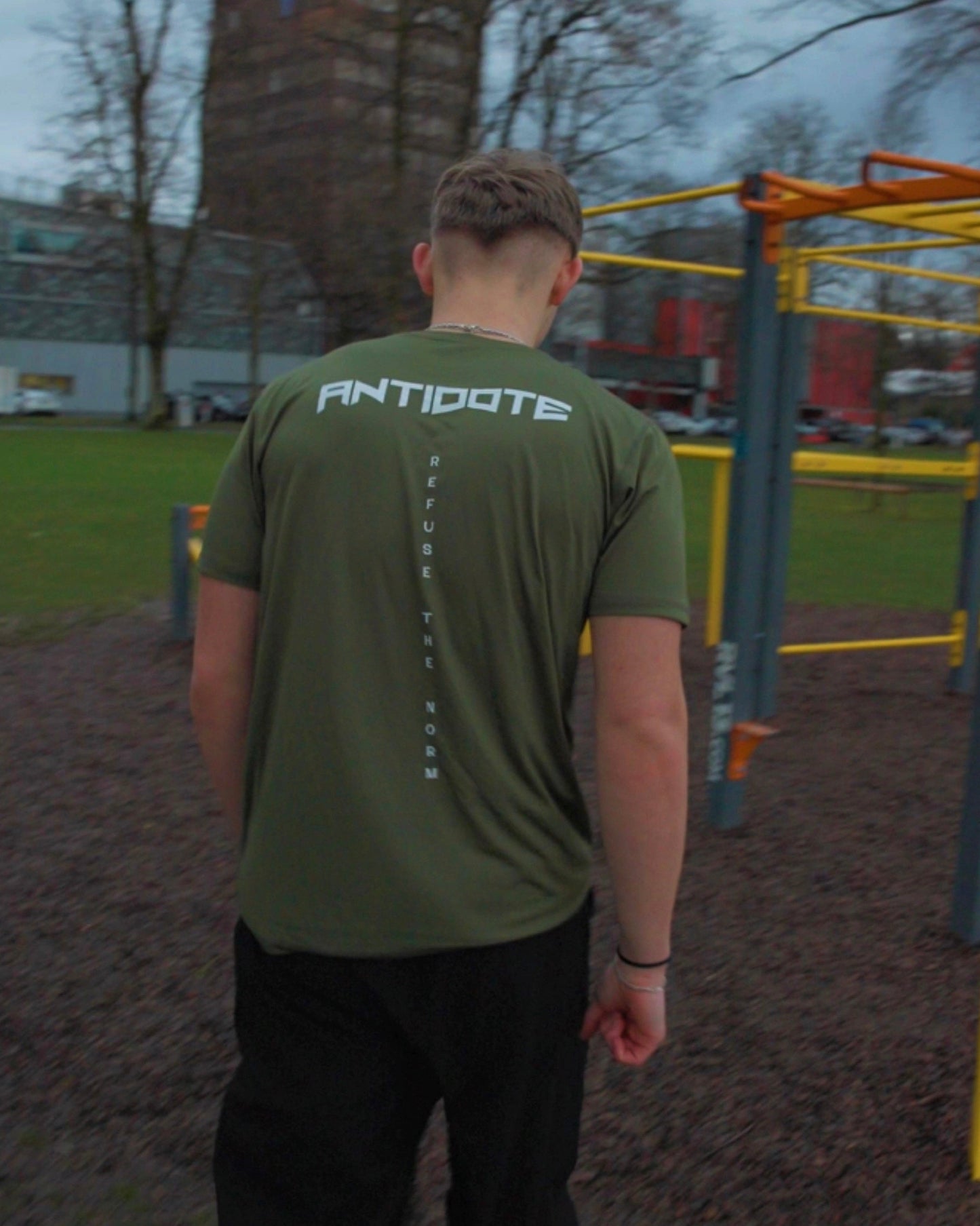 REFUSE THE NORM TEE green