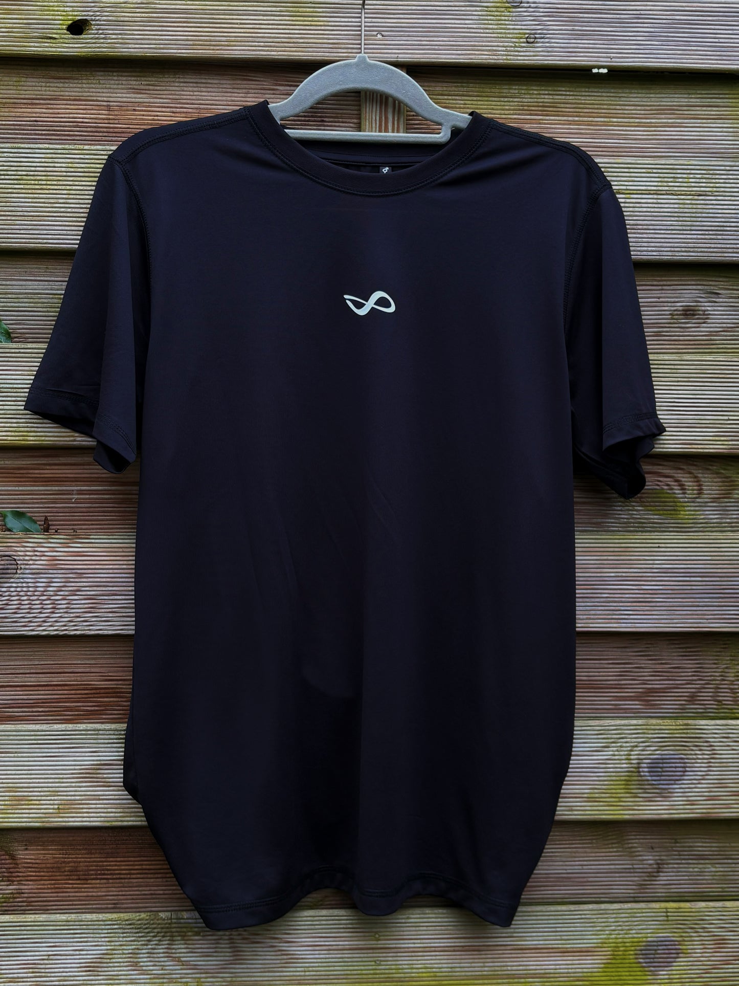 REFUSE THE NORM TEE black