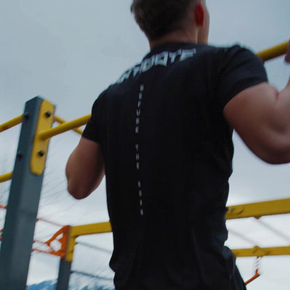 REFUSE THE NORM TEE black