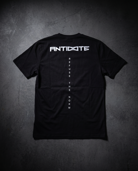 REFUSE THE NORM TEE black